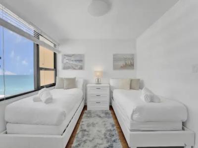 The Alexander Periwinkle - 256