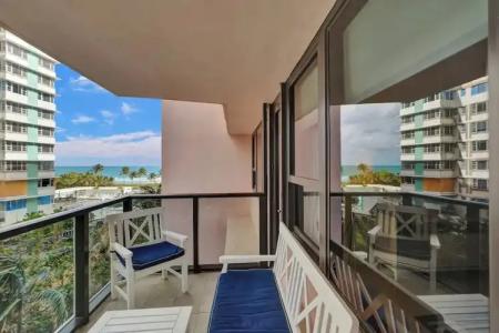 The Alexander Periwinkle - 458