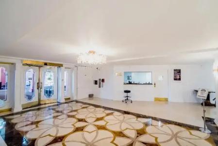 The Alexander Periwinkle - 11