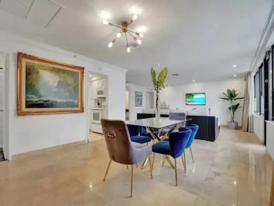 The Alexander Periwinkle - 690