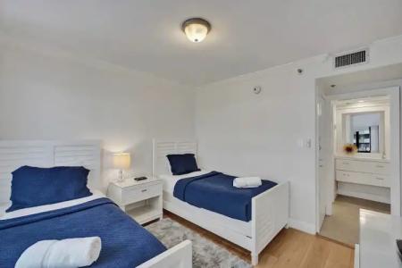 The Alexander Periwinkle - 477