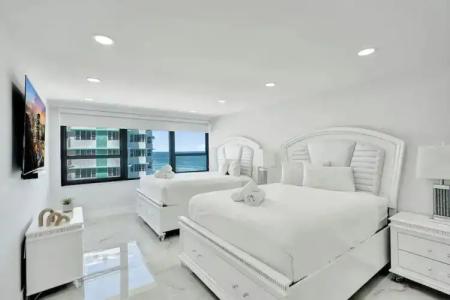 The Alexander Periwinkle - 395