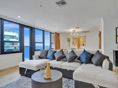 The Alexander Periwinkle - 692