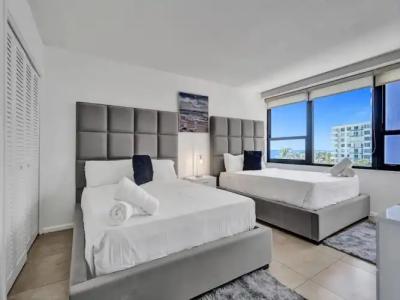 The Alexander Periwinkle - 300