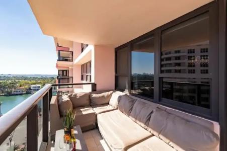 The Alexander Periwinkle - 714