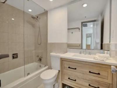 The Alexander Periwinkle - 209