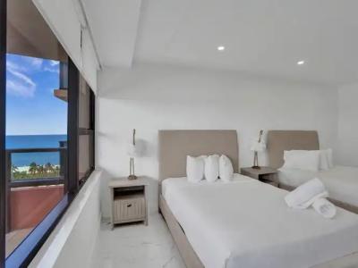 The Alexander Periwinkle - 50