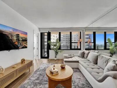 The Alexander Periwinkle - 305