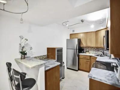 The Alexander Periwinkle - 272