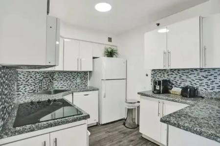 The Alexander Periwinkle - 673