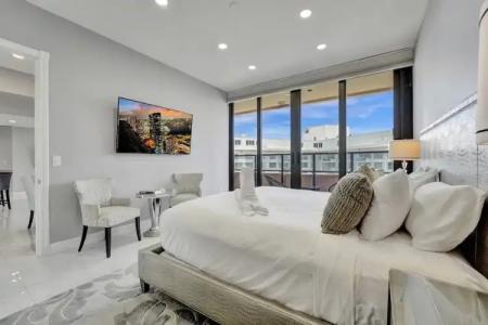 The Alexander Periwinkle - 783