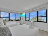 Standard room with balcony and oceanfront