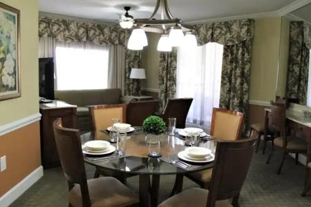 Cypress Pointe Grande Villas - 29