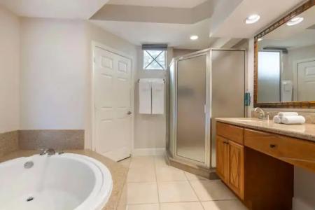 Cypress Pointe Grande Villas - 7