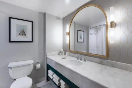 Castle, Autograph Collection - 8