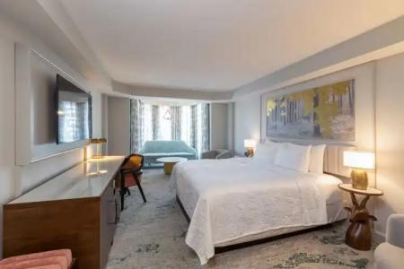 Castle, Autograph Collection - 42