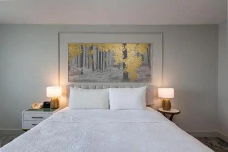 Castle, Autograph Collection - 29