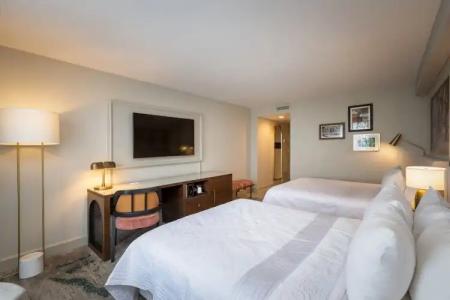 Castle, Autograph Collection - 21