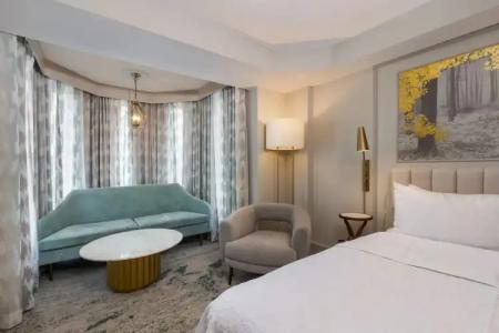 Castle, Autograph Collection - 38