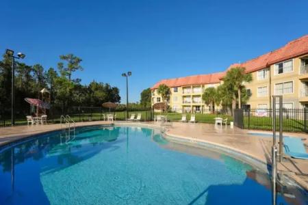 Parc Corniche Condominium Suite - 13