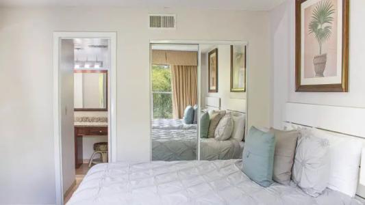 Parc Corniche Condominium Suite - 33