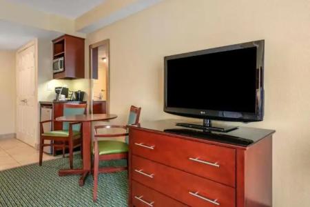 Holiday Inn Resort ORLANDO LAKE BUENA VISTA by IHG - 45