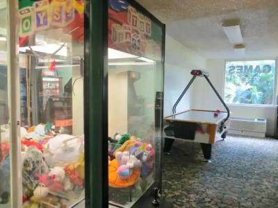 Monumental Movieland - 19