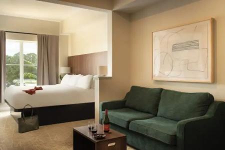 The Point & Suites Universal - 54