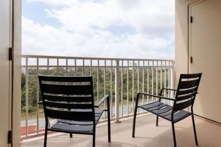 The Point & Suites Universal - 5