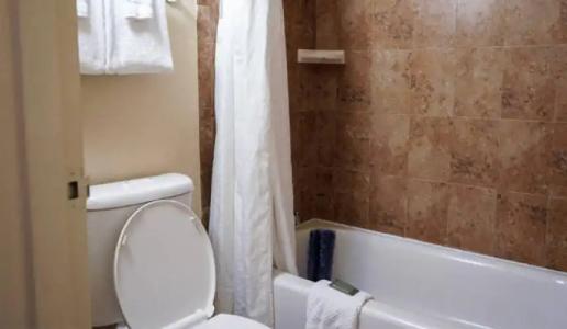 Rosen Inn Closest to Universal - 64