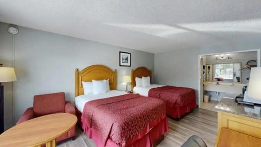 Days Inn by Wyndham Orlando Downtown - 25