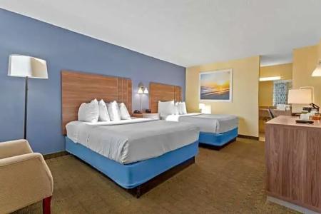 Baymont by Wyndham Orlando North Millenia - 22