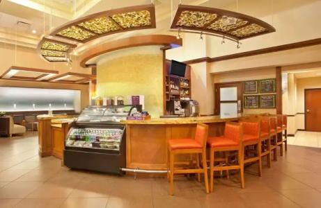 Hyatt Place Across from Universal Orlando Resort - 30