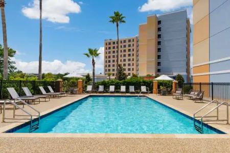 Hyatt Place Across from Universal Orlando Resort - 15