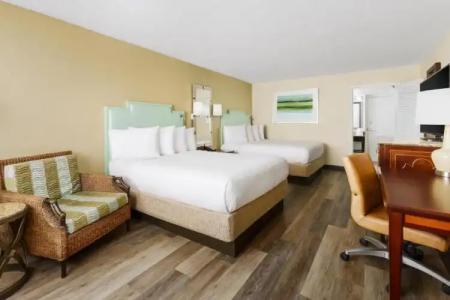 Coco Key & Water Park Resort - 35