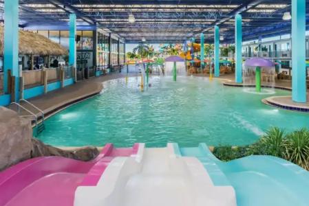 Coco Key & Water Park Resort - 17