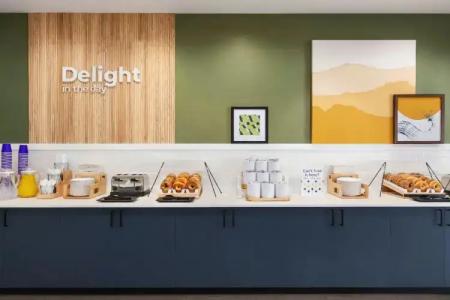 Spark by Hilton Orlando Universal Blvd - 12