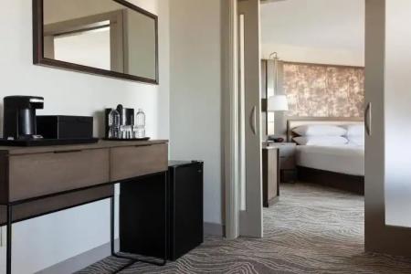 Marriott Orlando Airport Lakeside - 55