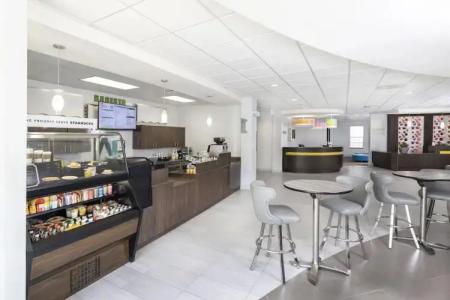 Avanti International Resort - 36