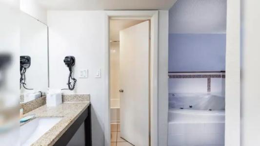 Avanti International Resort - 51