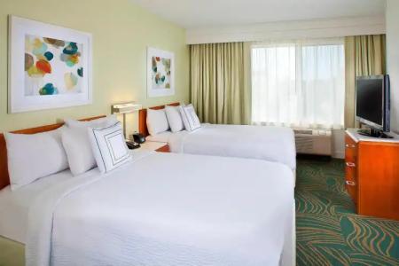 Fairfield Inn & Suites by Marriott Orlando Lake Buena Vista in The Marriott Village - 2