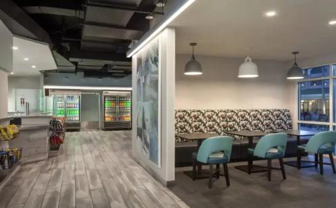 Fairfield Inn & Suites by Marriott Orlando Lake Buena Vista in The Marriott Village - 28