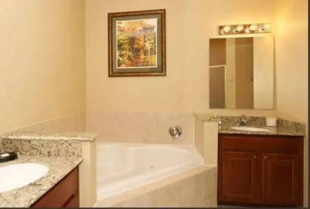 WorldQuest Orlando Resort - 19