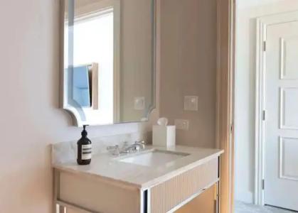 Waldorf Astoria - 69