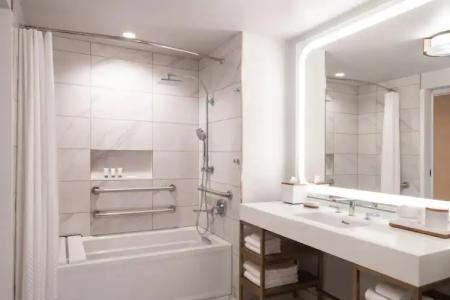 The Westin Anaheim Resort - 9