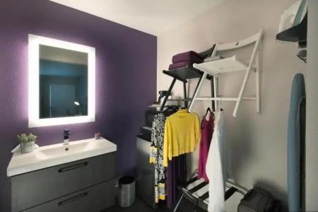 Iris - San Diego - 66