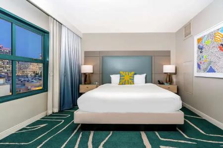 Embassy Suites by Hilton San Diego Bay Downtown - 51