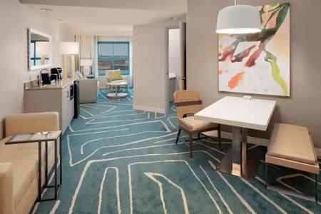 Embassy Suites by Hilton San Diego Bay Downtown - 16