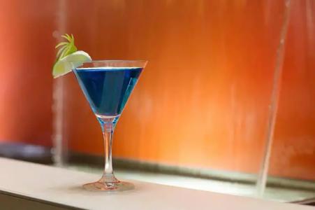 Embassy Suites by Hilton San Diego Bay Downtown - 11