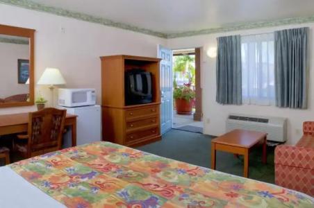 Comfort Inn San Diego Old Town - 22